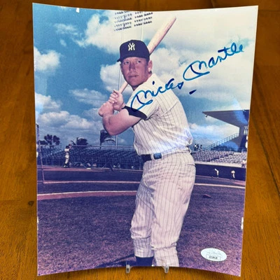 Mickey Mantle Signed Autographed 8x10 Photo JSA LOA - Damage - Image 1 of 4