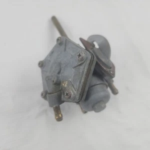 Original Kawasaki H2 750 H1 500 Fuel Tap Petcock Valve H2A H2B H2C - Bild 1 von 5