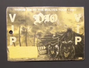 Dio - Throw 'em To The Wolves Tour 1990 - Backstage Pass - Satin Cloth Laminated - Picture 1 of 2