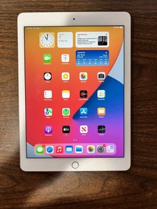 WiFi Only Apple iPad Air 2 64GB 15.8.4 Rose Gold - Excellent Condition - Picture 1 of 2