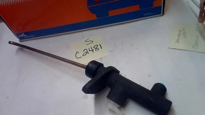 F110273 11/16" CLUTCH MASTER CYLINDER ( INTERCHANGE 39732,72128,SH5032) - Image 1 of 4