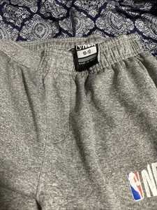 Nike - Picture 1 of 2