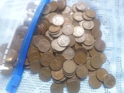 230-1919-S  LINCOLN WHEAT CENT 4 PLUS ROLLs COINS CIRCULATED - Image 1 of 2