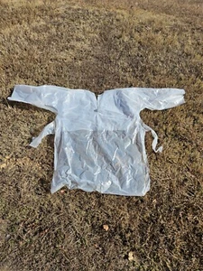 25 Vinyl Pullover Protective Gowns, With Sleeve S3.1 Mil. - Picture 1 of 5