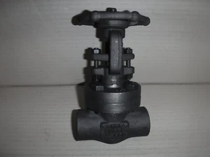 Bonney Forge Gate Valve 1" Class 800 , 01975 PSI - Picture 1 of 7