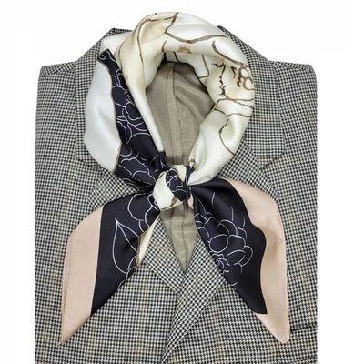 ✨Nuevo Elegante Bandana Cuadrado Sedoso Bufanda Suave FLORAL ROSA GRANDE Negro Marrón Lujo✨ Foto 1 de 4