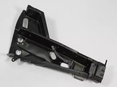 Refuerzo guardabarros derecho Mopar genuino 68085198AE Foto 1 de 4