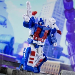 Mr.Wu DW-E23T TACTICAL COMMANDER Ultra Magnus Mini Transformable Action Figure - Picture 1 of 6