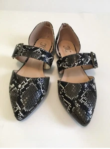 Nuevo con caja JC Zapatos planos para mujer con estampado de serpiente EE. UU. talla 7,5M - Imagen 1 de 6