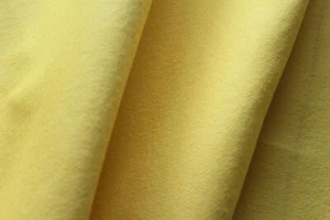 1 Lfm DEKO- und Bastelfilz 5,40€/m² reine Wolle gelb U6 - Bild 1 von 1