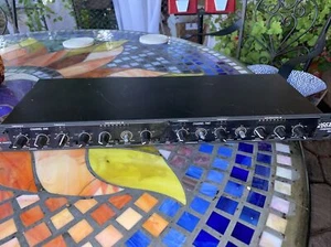 DBX 266XL COMPRESSORE/GATE PRO-AUDIO 1U UNITÀ RACK - COSÌ COM'È non testato - Foto 1 di 6