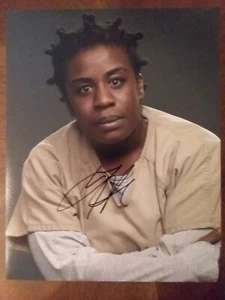 Foto autografiada de Uzo Aduba 11x14 certificado de autenticidad OITNB 'Suzanne' - Imagen 1 de 4