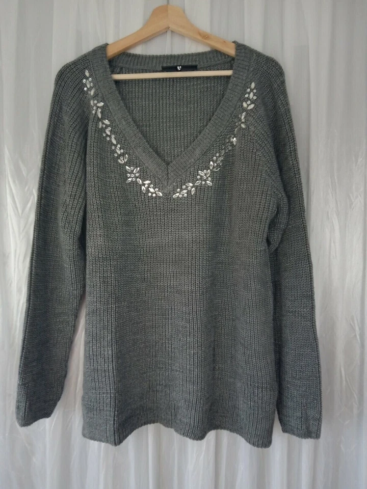 VERY WOMEN'S  GREY V NECK JUMPER SIZE 12 FREE UK POSTAGE - Image 1 of 1