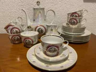 1777 DDR Kaffeeservice 6 Personen Perlmutt mit Motiven Barock Rarität - Bild 1 von 4