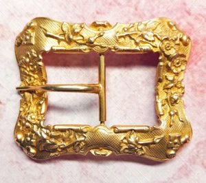 Gorgeous Vintage Gilt Brass Buckle w/ Lovely Floral Design ~ 2-1/2" - Picture 1 of 7