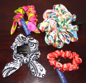 L. Erickson: Set/3 Scrunchies - Small Black & White; Long Hot Pink; Large Floral - Bild 1 von 1
