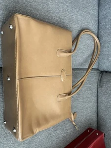 Vintage Tod's Small Tote Handbag Smooth Light Brown Leather - Picture 1 of 5