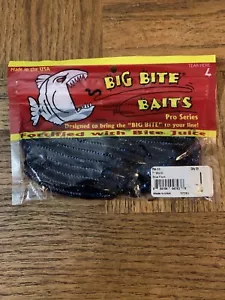 Big Bite Baits Worm Blue Fleck - Picture 1 of 6