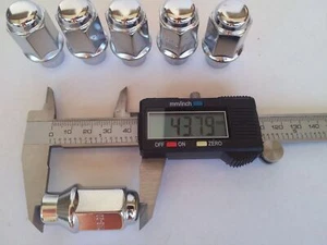 16 x Commodore VE conversion nuts & 4 locknuts for older Commodore.M12 x 1.5 - Picture 1 of 6