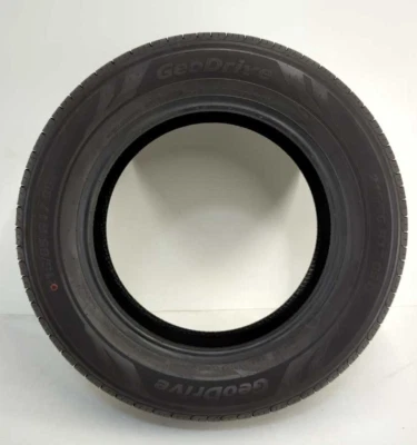 New OEM Nissan Geodrive 215/65R17 99T Tire Infiniti 2280643  - Image 1 of 4