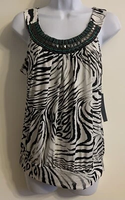 (NUEVO CON ETIQUETAS) Top sin mangas Heart Soul Junior’s talla grande blanco y negro con estampado de cebra Foto 1 de 4