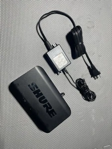 Shure BLX4 H10 Wireless Receiver w/ Power Supply 542-572 MHz - Picture 1 of 4