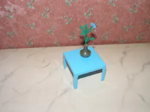 Alter Tisch+Vase-60-70er Jahre-Modella-Wohnzimmer-Puppenstube-Puppenhaus-ca 1:12 - Bild 1 von 1