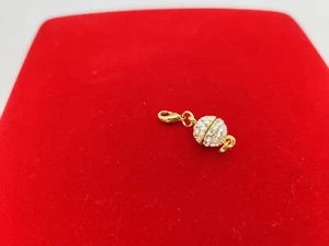 FERMOIR MAGNÉTIQUE DORÉ ET STRASS - Imagen 1 de 3