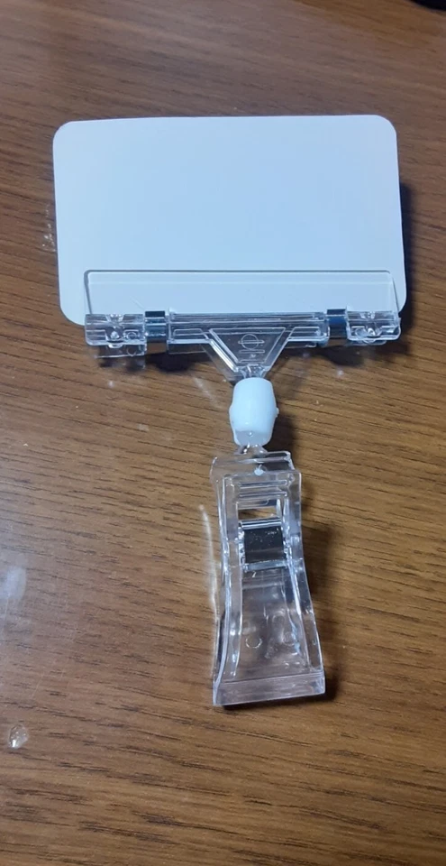 16 Pack Plastic Merchandise Sign Rotatable Pop Clip Stand Display Clip Holder - Image 1 of 4