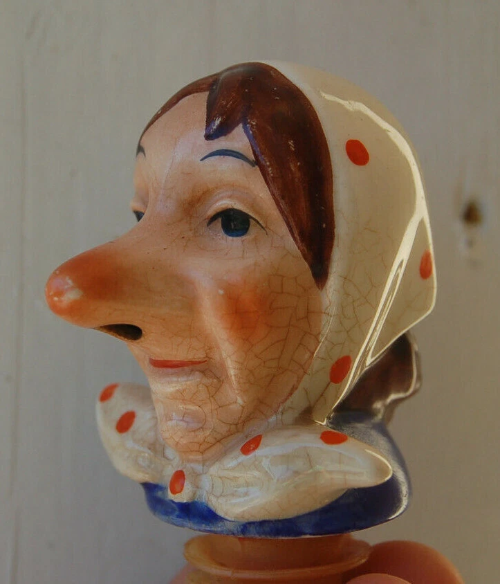 ANCIEN BOUCHON VERSEUR EN  FAEINCE HUMORISTIQUE FEMME  GRAND NEZ   - Photo 1/4
