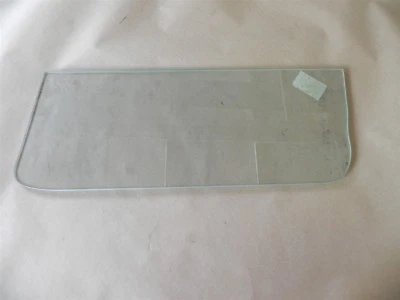 1970 - 1976 年福特卡车 CONVENTIONAL CAB 型号 81B F800 UP F/V 签名玻璃 #2599T — 第 1/2 张图片