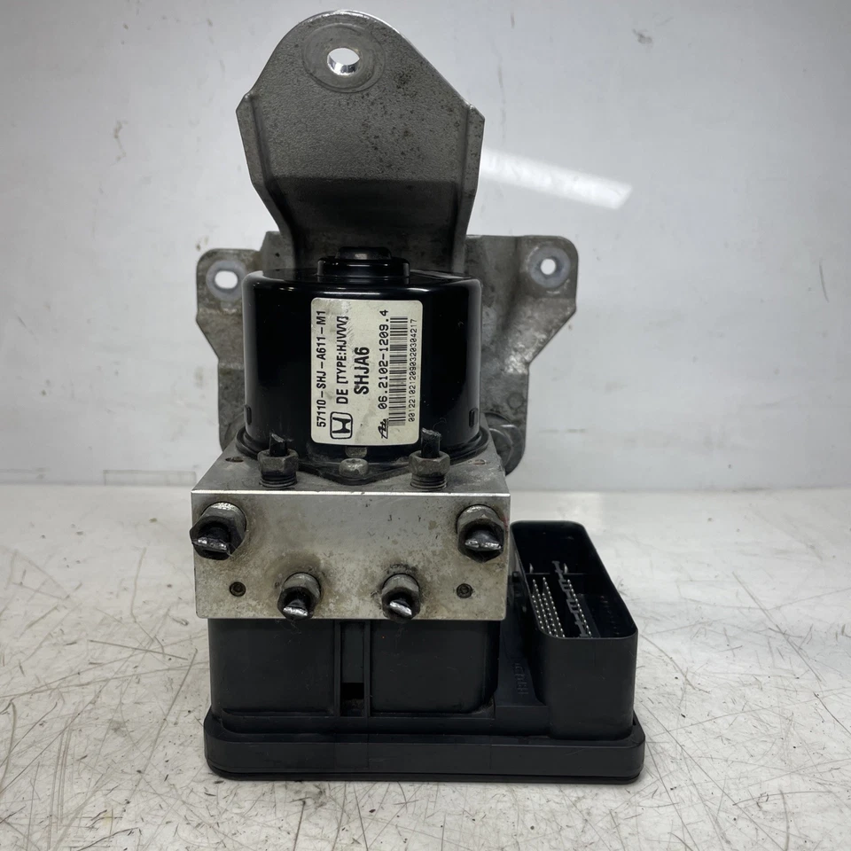 Módulo de bomba de freno antibloqueo Honda Odyssey ABS 2010 57110-SHJ-A611-M1 Foto 1 de 4