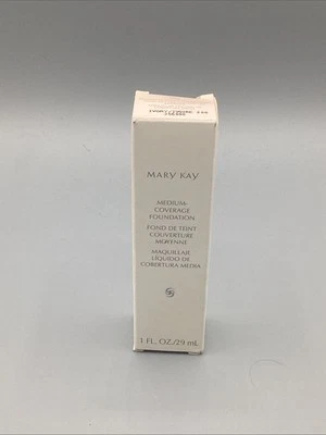 New Mary Kay Medium Coverage Foundation Ivory 200 Normal  / Pink Cap. NOS - Image 1 of 4