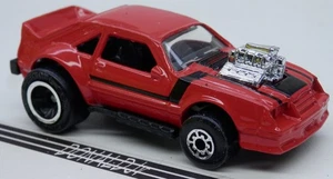 Matchbox 1982 Ford Mustang GT rot 80er Fox Body Maßstab 1:52 - Bild 1 von 2