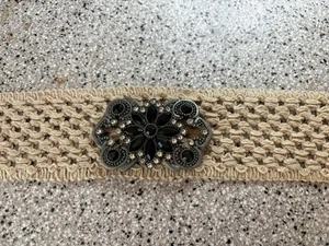 Gürtel Makramee und schwarze Swarovski Kristall Mitte, Handarbeit, OOAk, 37" verstellbar - Bild 1 von 5
