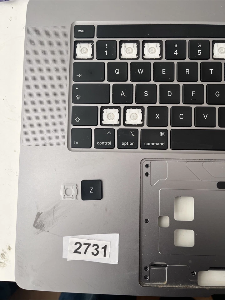 MacBook Pro Replacement Key & Clip for M1 A2338 A2141 A2289 A2251 2019 2020 2021 - Image 1 of 1