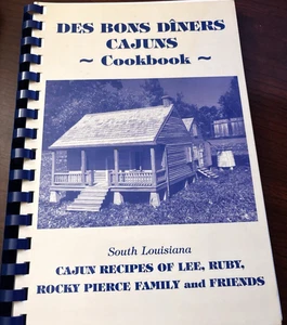 Des Bons Diners Cajuns Cookbook - Picture 1 of 1