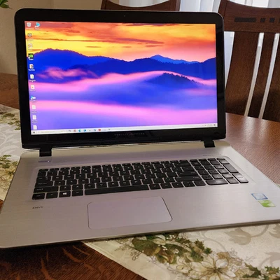 17.3 HP ENVY Core i7-6500U 2.5 GHz 466 GB SamsungSSD, 16GB RAM, FHD GeForce 940M - Image 1 of 4