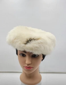 Vintage Eva Mode Hat - Picture 1 of 7