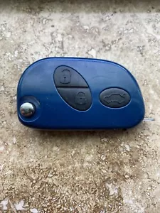 2005 - 19 Maserati Granturismo quattroporte llave plegable fob remoto RX2TRF937 ¡bueno! - Imagen 1 de 4