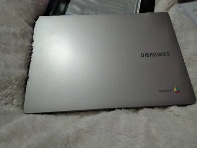 google chrome laptop - Image 1 of 2