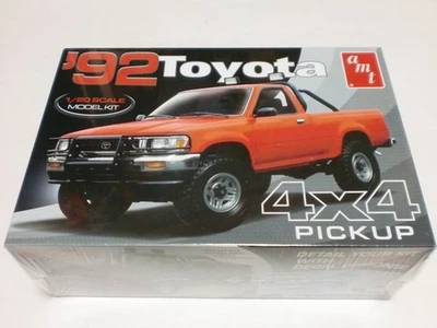 AMT 1/20 Pickup Truck 4x4 with Front Guard 1992 North American Left-hand Drive - Image 1 of 3