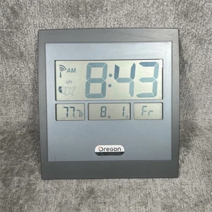 Oregon Scientific Slim Digital Clock with Temperature Date JM889NA Tested Square - Picture 1 of 6