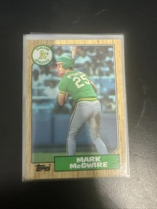 1987 Topps Baseball 'Mark McGwire RC' card #366 - Oakland Athletics Rookie - Picture 1 of 2