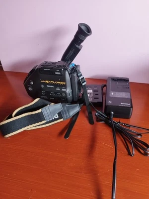  Philips vkr6880 vhs-c - Immagine 1 di 4