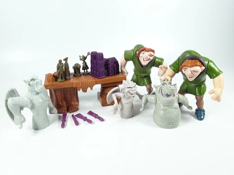 Vintage Disney Hunchback Of Notre Dame QUASIMODO & GARGOYLES Figure Play Set! Cover