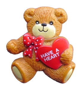Lucy & Me PIN Valentines Vintage BEAR HEART Have A RIGG Enesco 1984 Brooch - Picture 1 of 2
