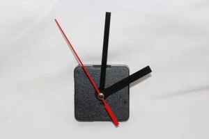 Quarz Uhrwerk mit Zeigersatz Uhrenzeiger Zeiger Uhrzeiger Sekundenanzeiger - Bild 1 von 4