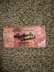 Makeup Revolution X Grease HOPELESSLY DEVOTED Highlighter Palette Authentic - Picture 1 of 2