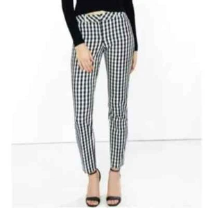 EXPRESS Editor Ankle Leg Pants Black & White Checkered Gingham Straight Size 2 R - Picture 1 of 9